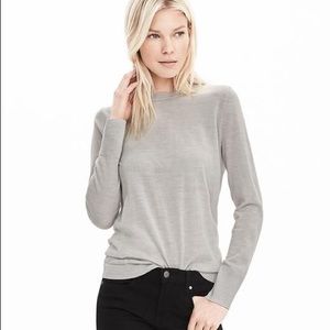 Banana Republic Extra-Fine Merino Wool Sweater XS